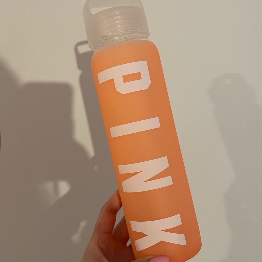 *NEW* PINK Victoria’s Secret Collegiate Water Bottle 20oz